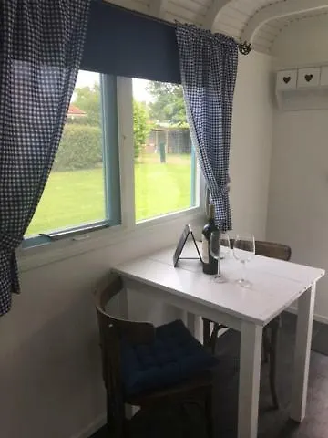 Camping Shepherds Hut Oostvoorne